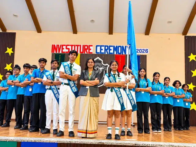 Gipson House (blue) at the Investiture Ceremony, Delhi Public School Chhindwara