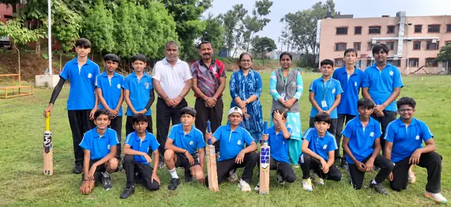 A house cricket team at Delhi Public School Chhindwara